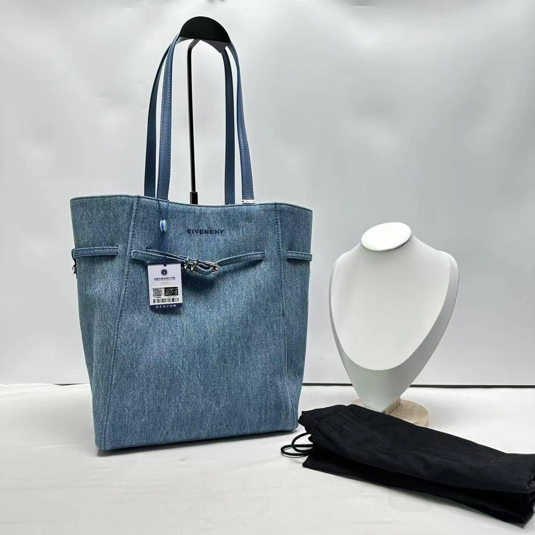 胖虎熙少/纪梵希/99新/公价0/箱包/单肩包/31B2505130246