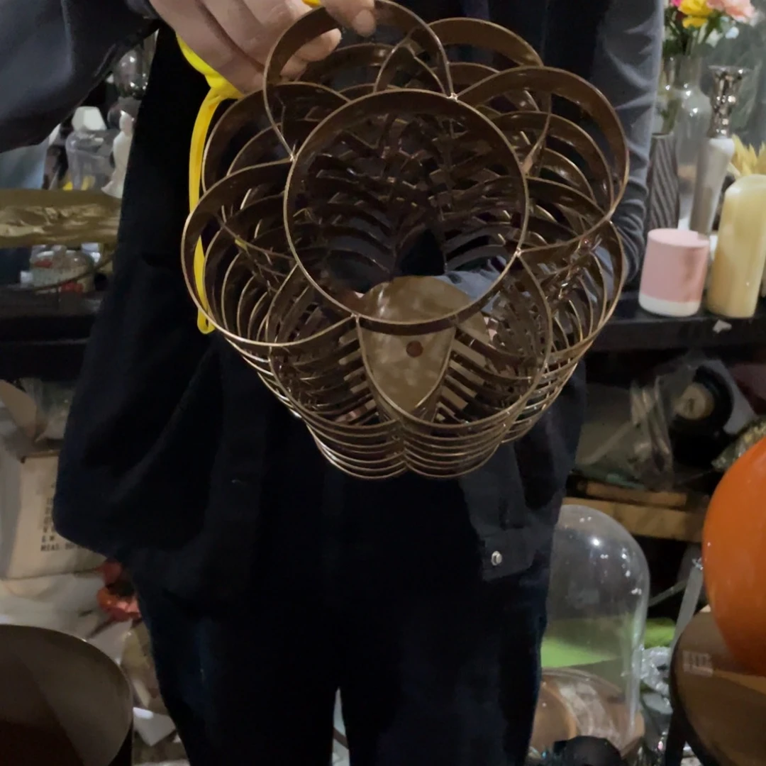 陶瓷花瓶，仿真绿植。