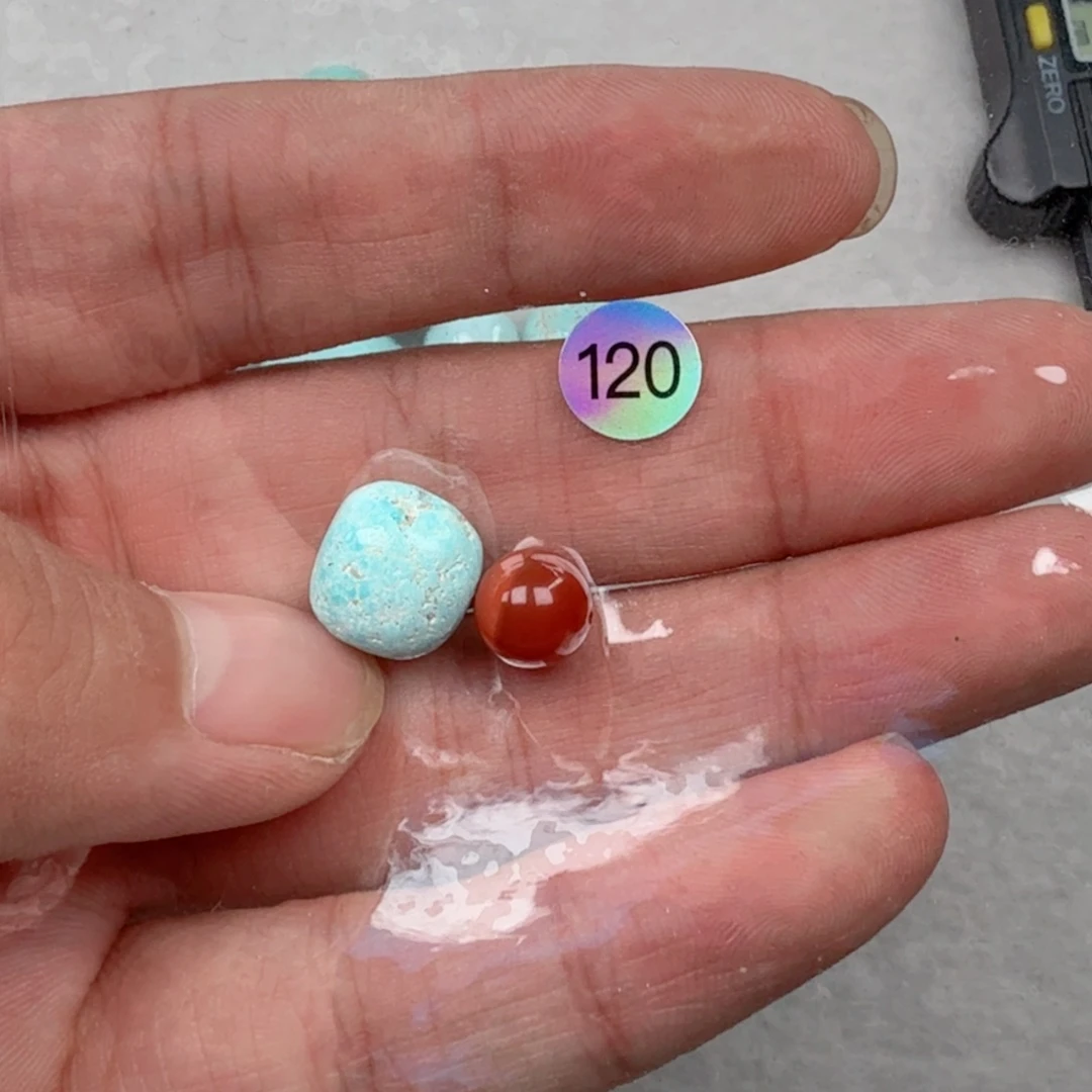 南红玛瑙未镶嵌珠宝奇石