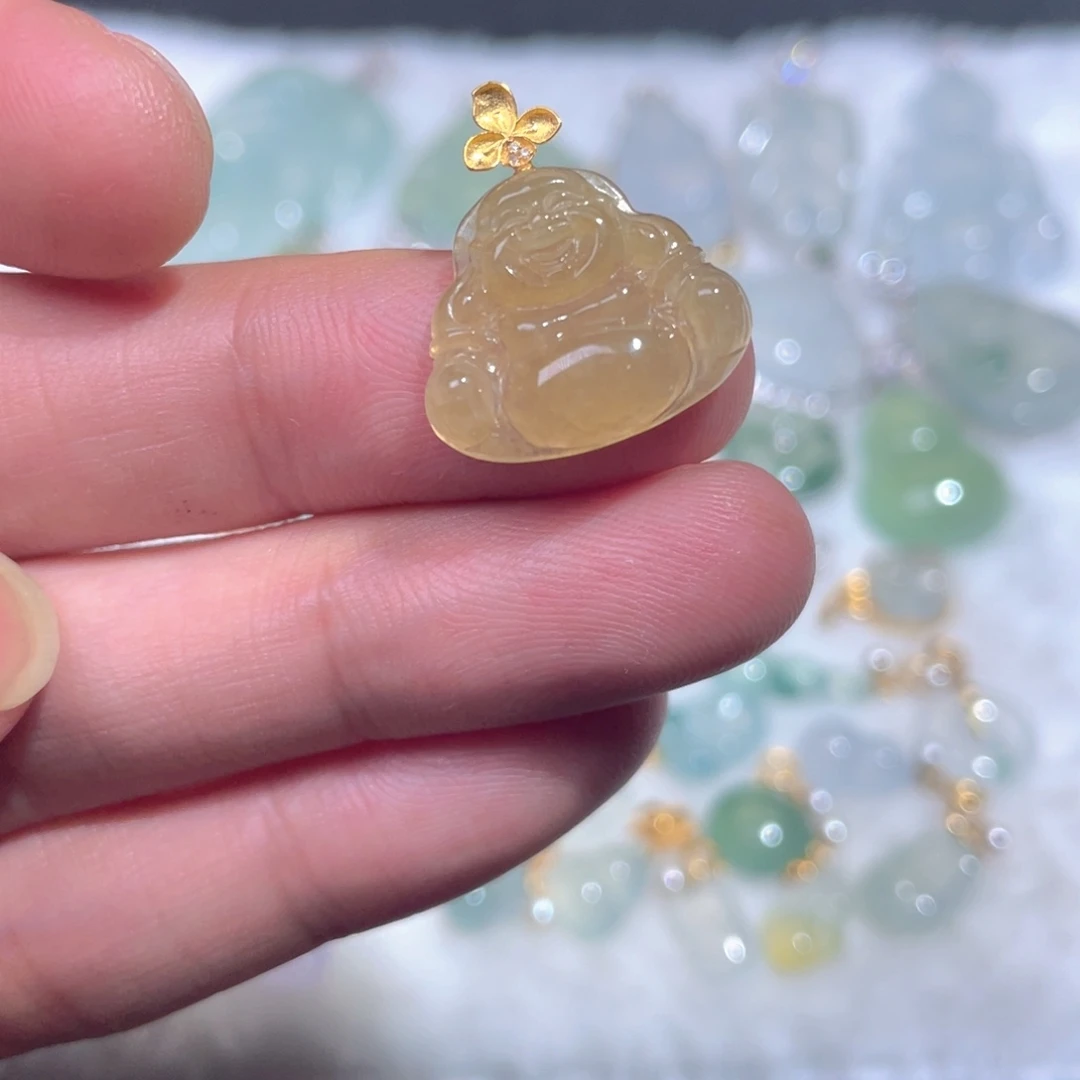 颈饰18K金镶嵌翡翠翡翠