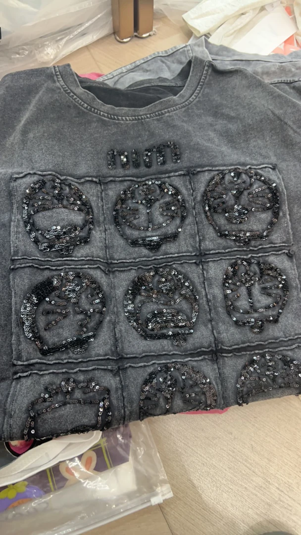 帽之都卡通叮当猫亮片短袖