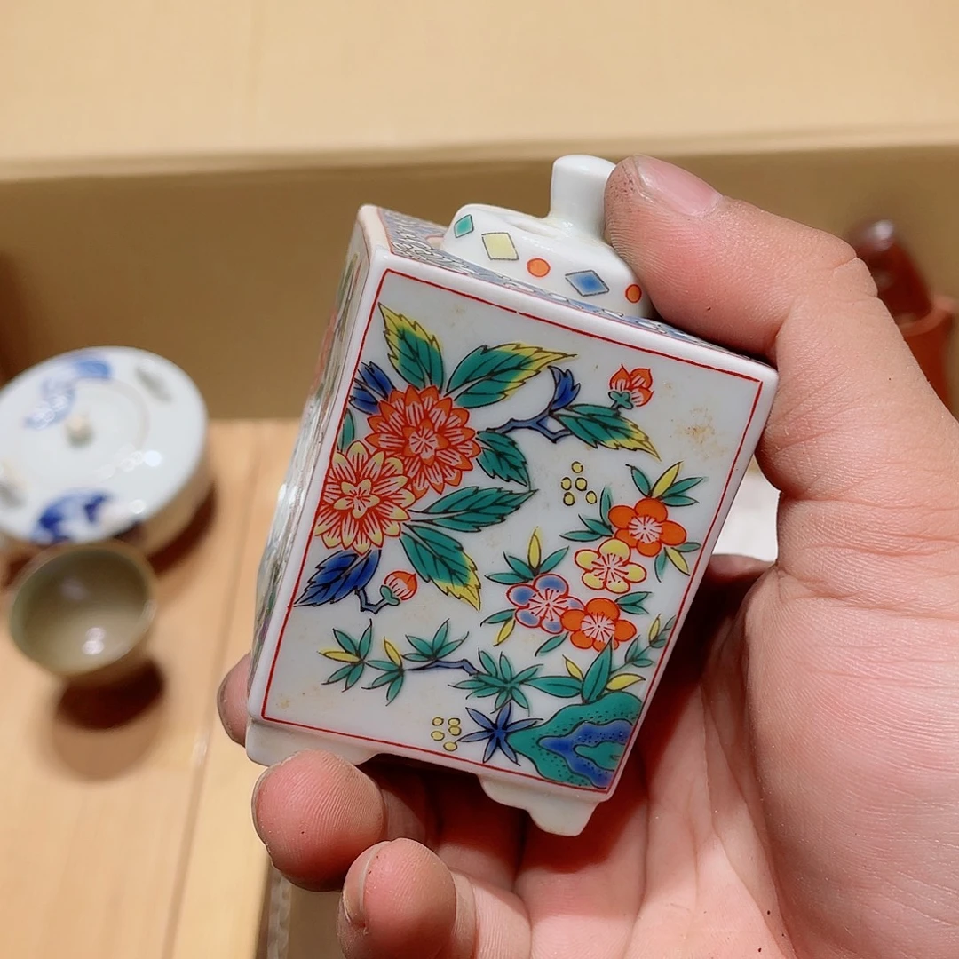 幸***草中古物品，谨慎参拍