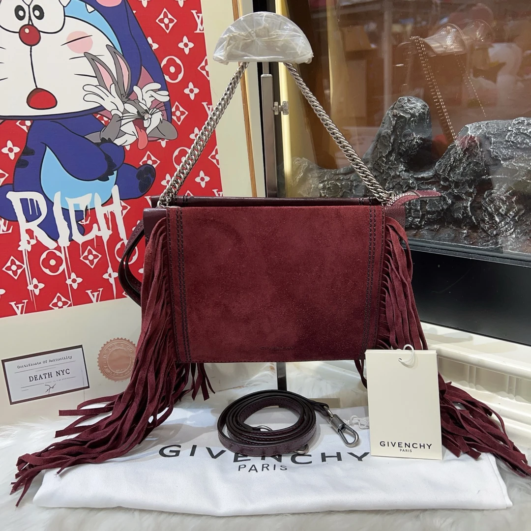 95新 Givenchy/纪梵希 纪梵希流苏单肩包 cj3620