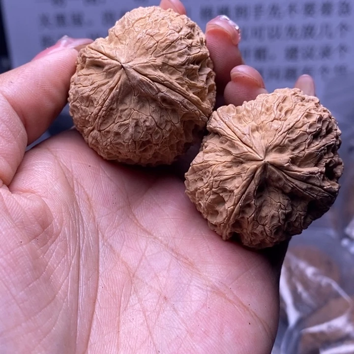 核桃云南野生铁核桃83号40mm