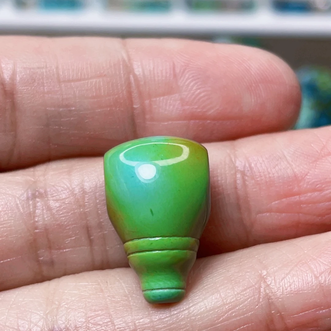 绿松石未镶嵌配饰