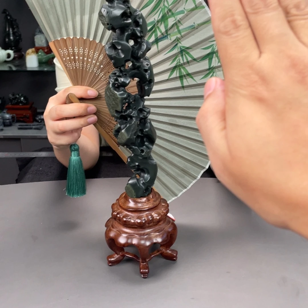 未镶嵌和田玉摆件