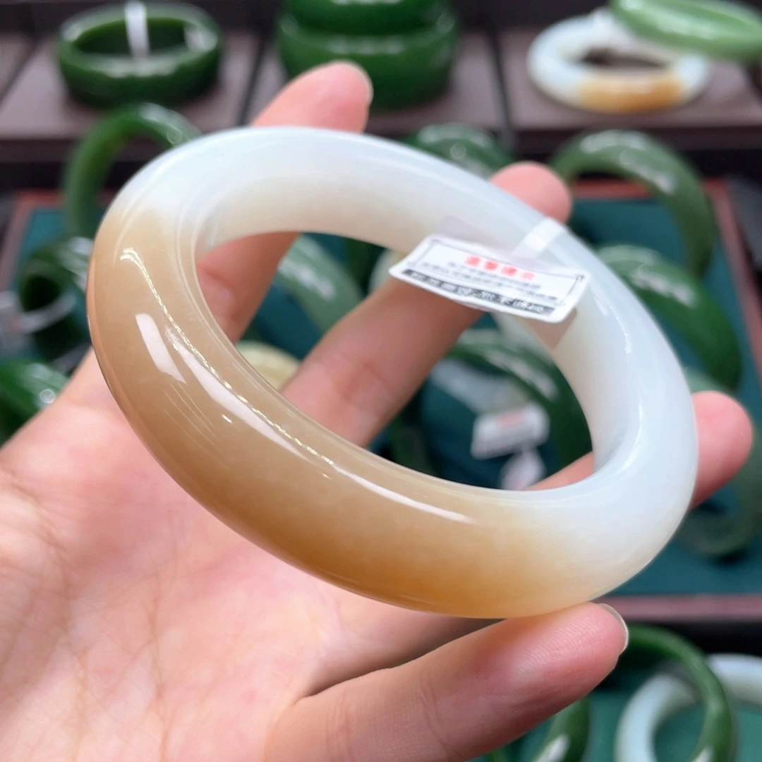 和田玉（碧玉）未镶嵌手镯5657