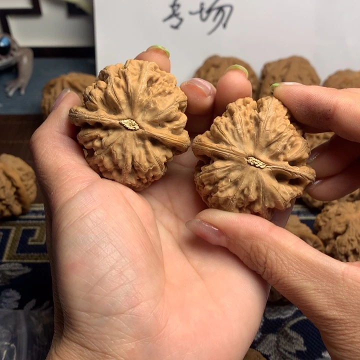 吊坠文玩核桃用****1粗筋