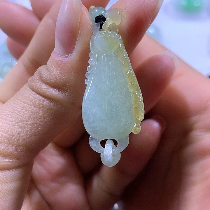 翡翠颈饰未镶嵌天然翡翠A货吊坠