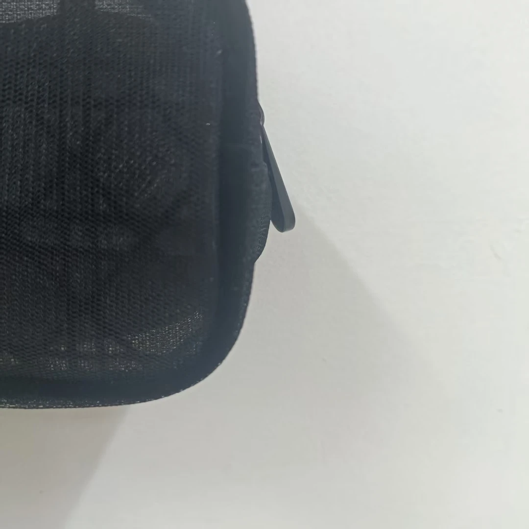 小迪迪啊~黑色刺绣网纱包包
