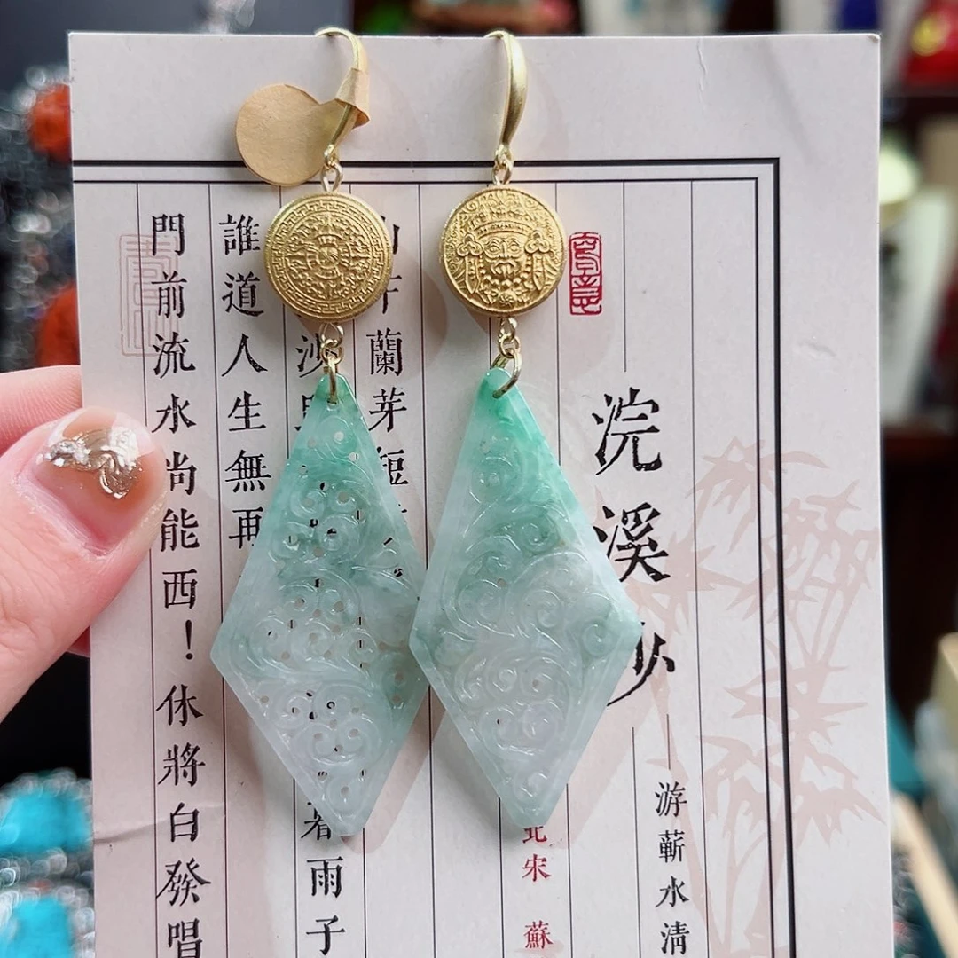 翡翠未镶嵌挂件耳环