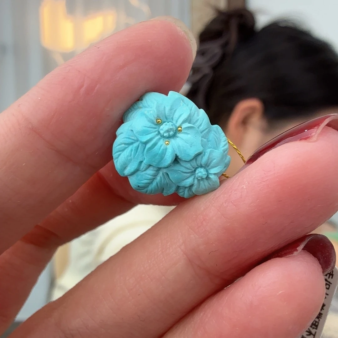 绿松石未镶嵌珠宝奇石