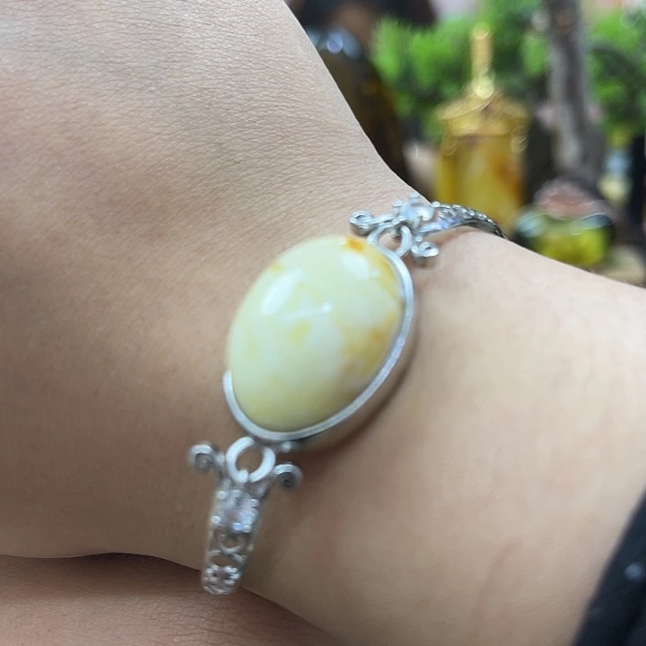 银S925镶嵌颈饰琥珀手镯