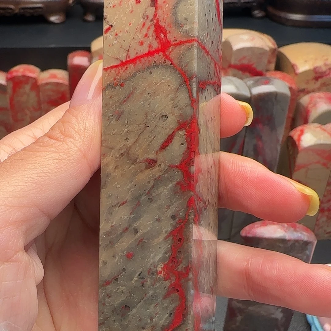 昌化石昌化鸡血石