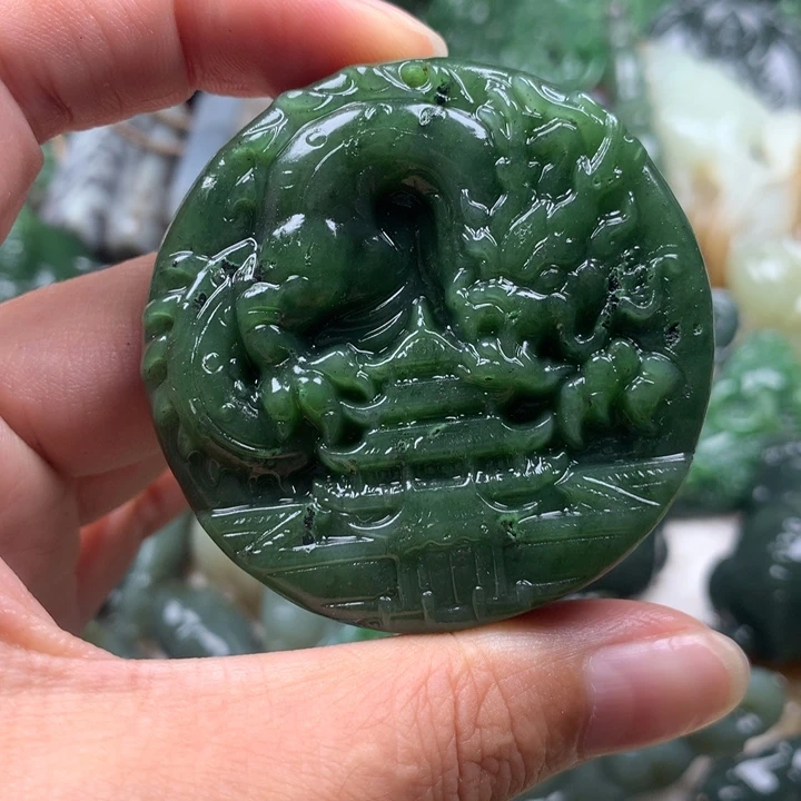 颈饰未镶嵌和田玉
