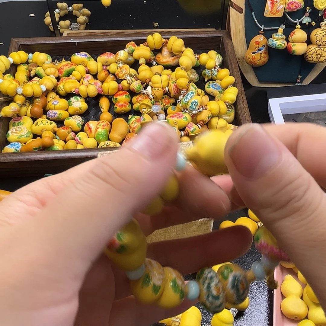 乔***琳木质铁合金爱你爱你爱了
