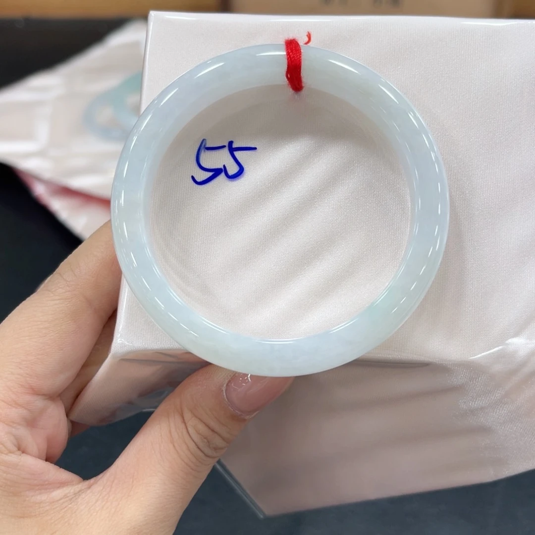 未镶嵌手镯翡翠翡翠