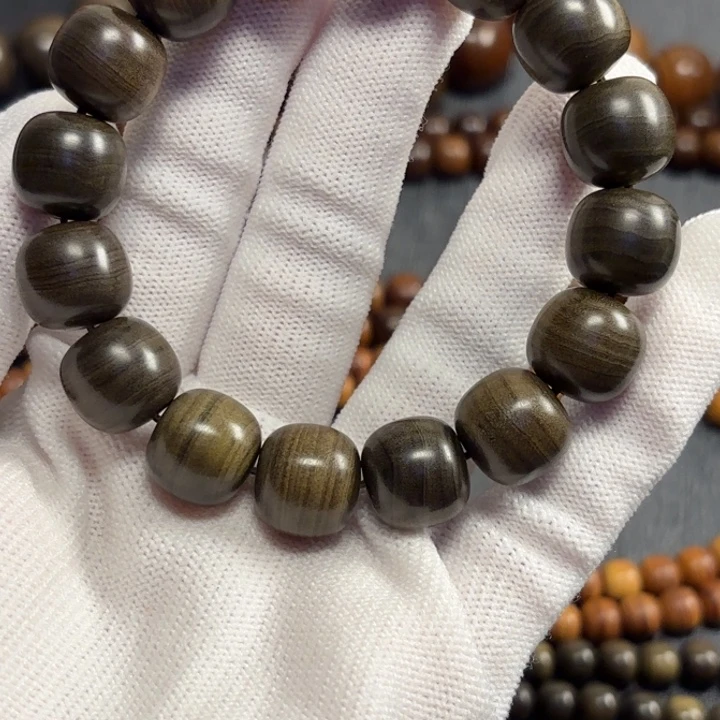 千***二檀香木1314老山檀水埋阴沉奶香