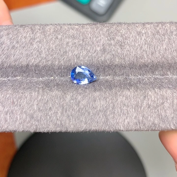 蓝宝石裸石未镶嵌矢车菊蓝宝石1.2克拉未镶嵌