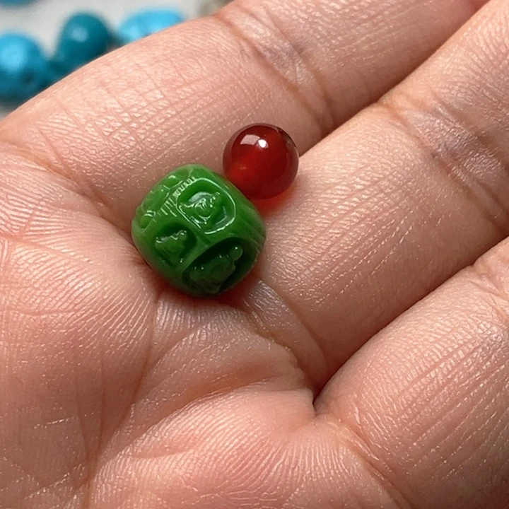 南红玛瑙未镶嵌颈饰