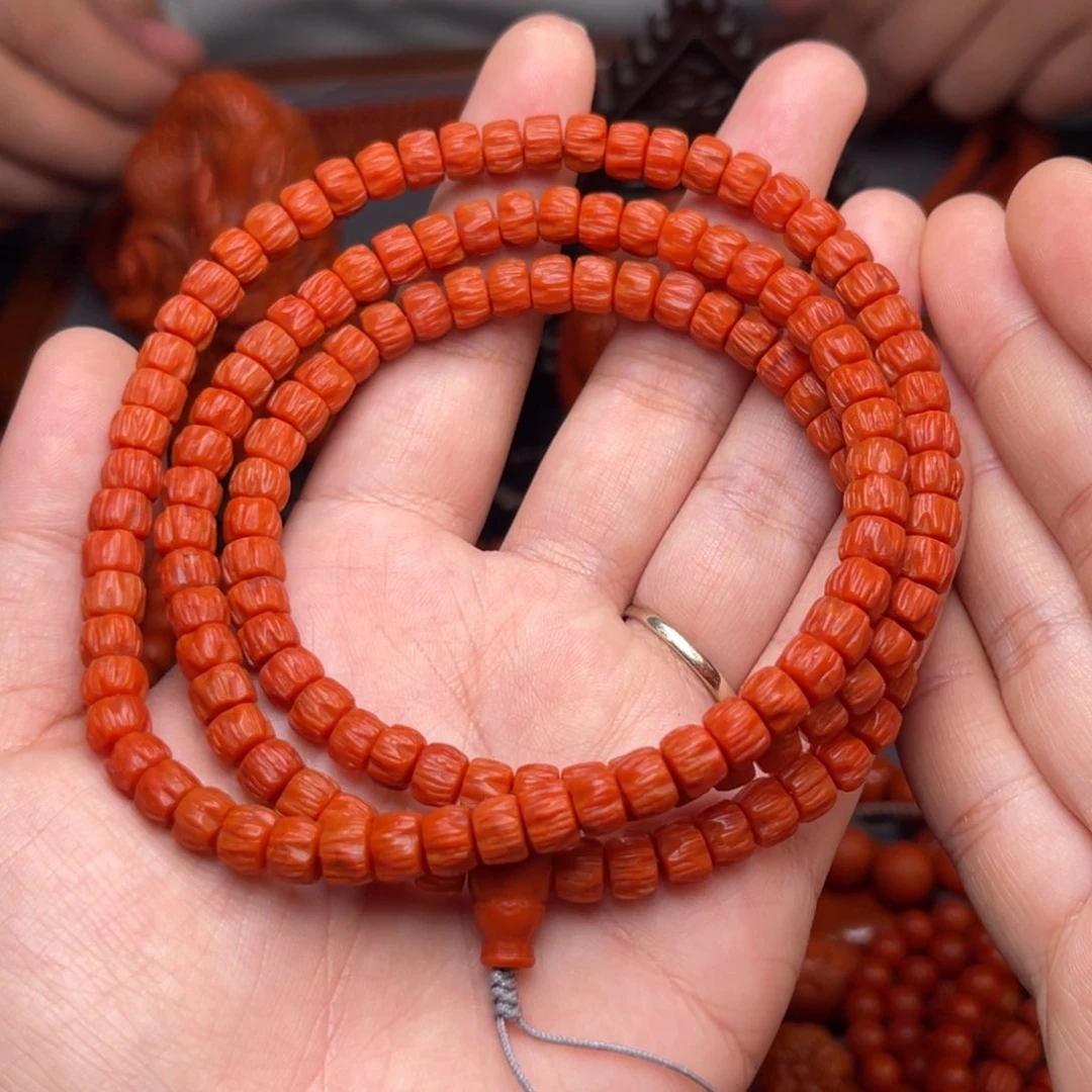 南红玛瑙卡7左右尺寸未镶嵌