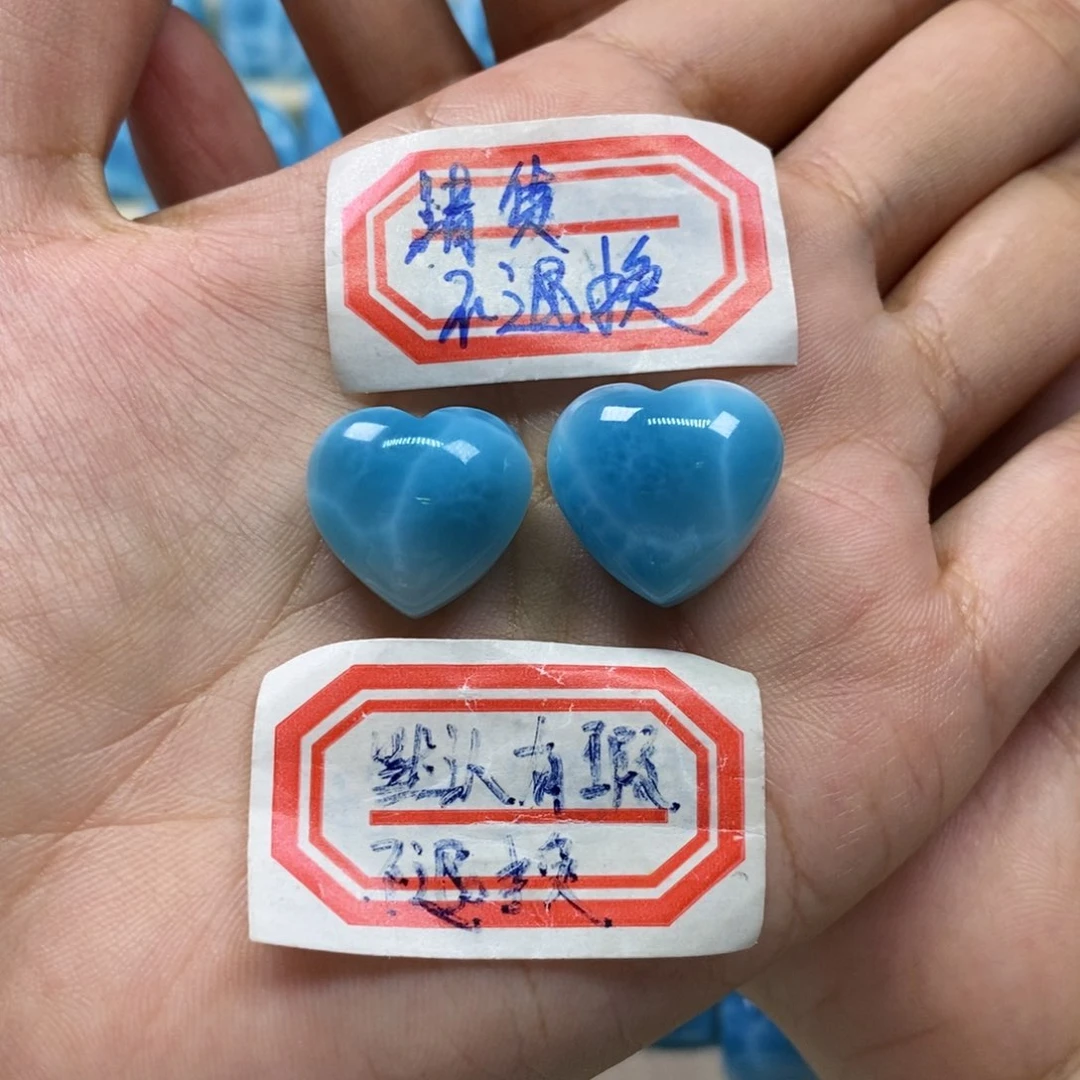 哈***)针钠钙石（海纹石）未镶嵌颈饰