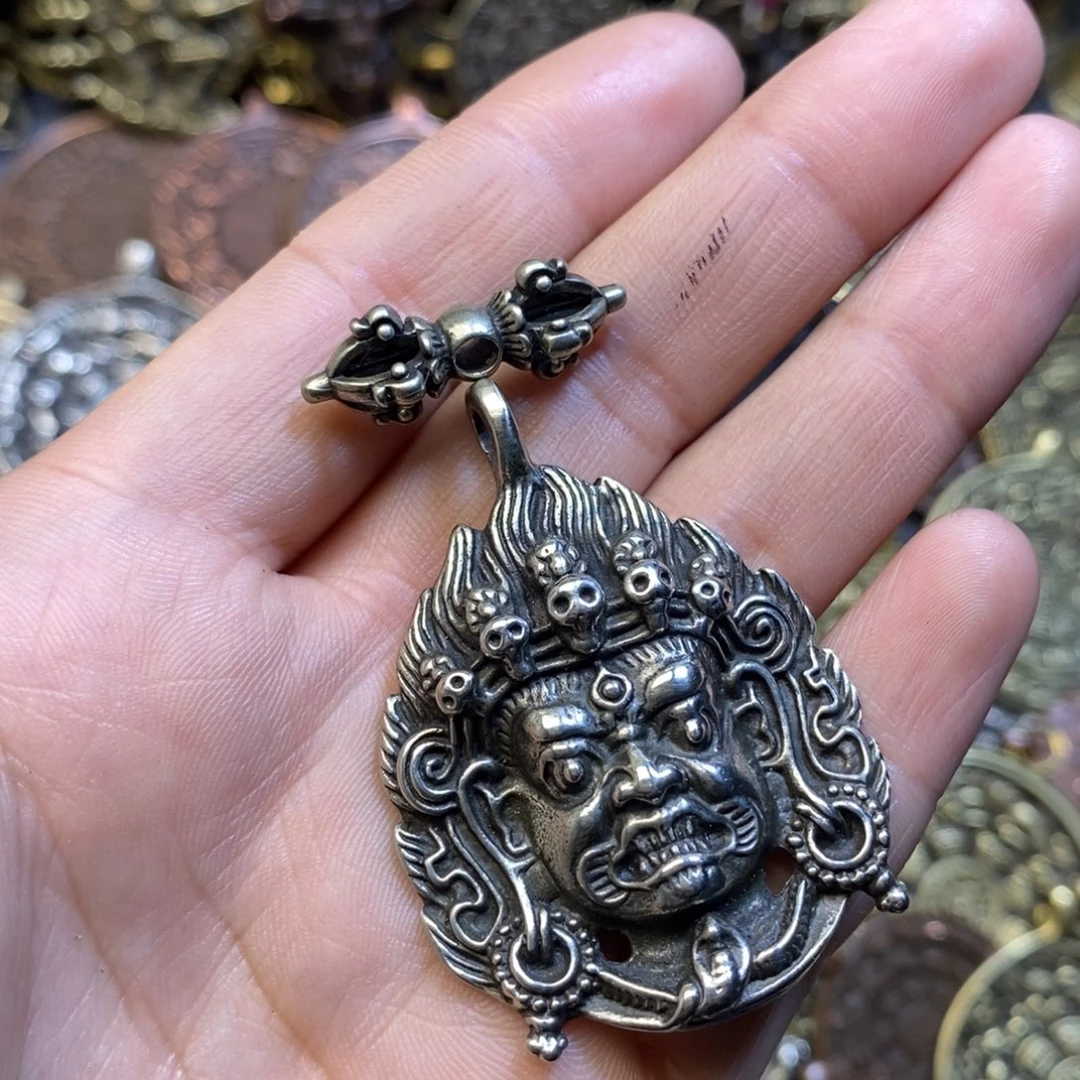 藏式大黑天牌子搭配