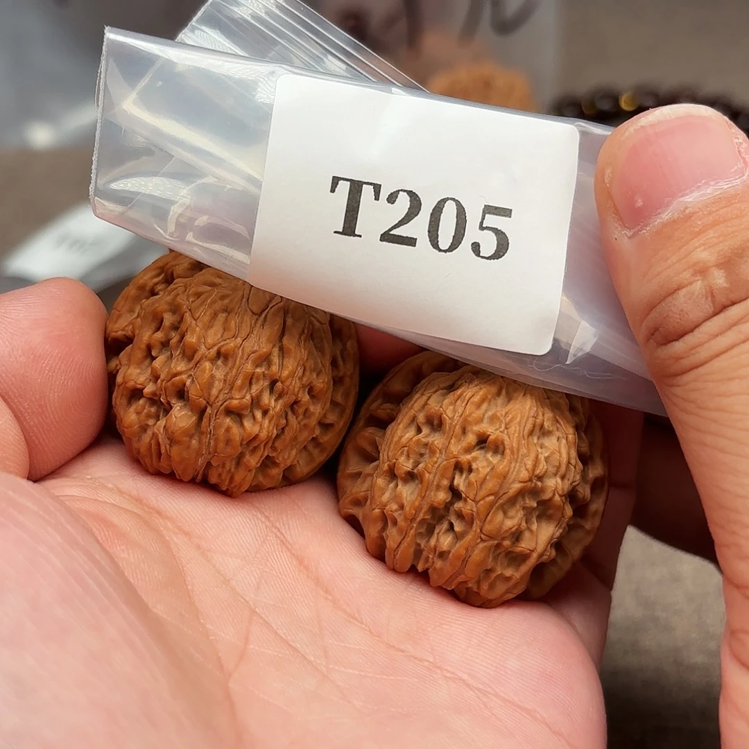文玩核桃把件T205