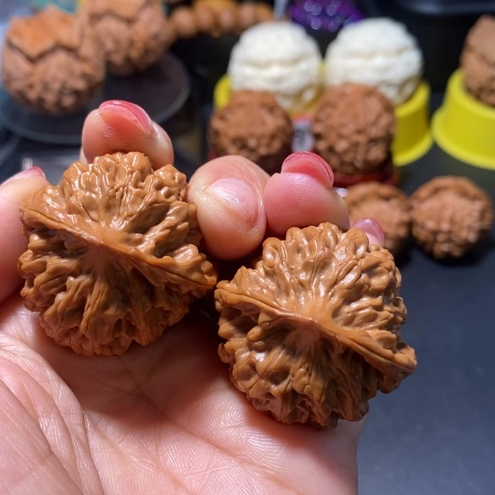 会***箱把件桃核秦闷全品36尺