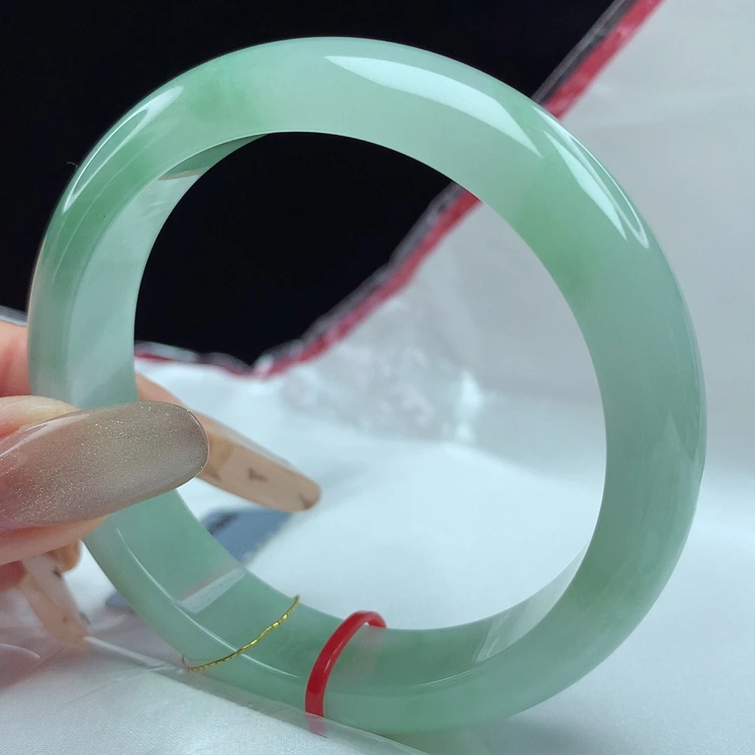 翡翠手镯未镶嵌54圈0001