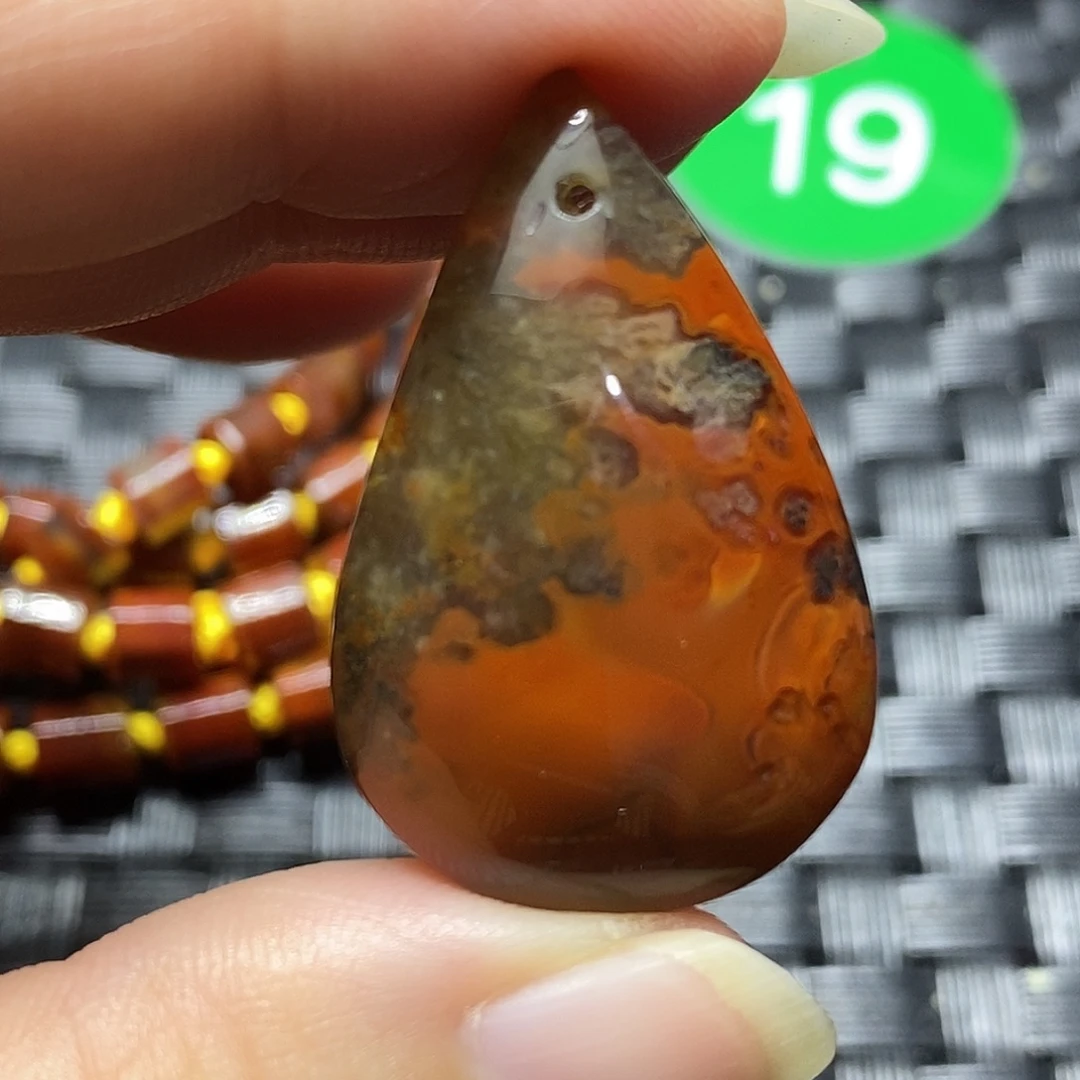 玛瑙/玉髓颈饰未镶嵌