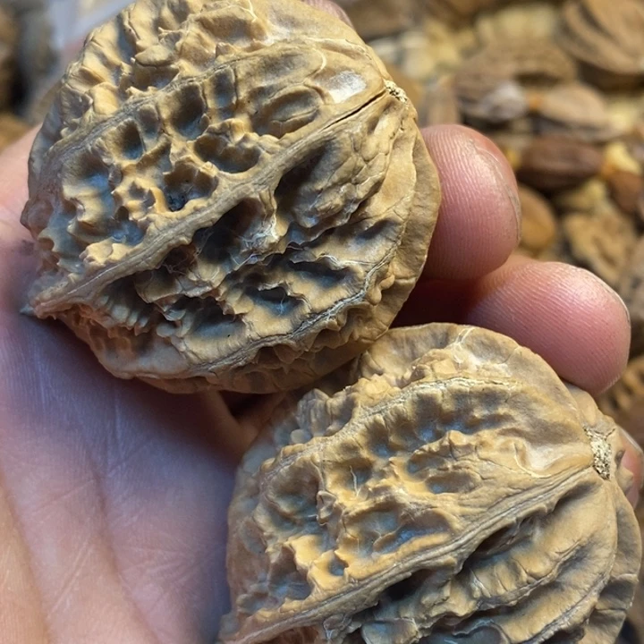 文玩核桃吊坠娜姐257