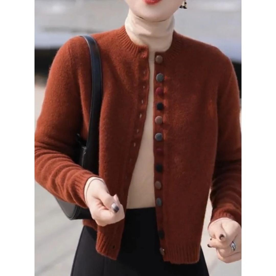 时尚高级感长袖女针织开衫秋冬季新款多巴胺彩扣显瘦遮肉毛衣女