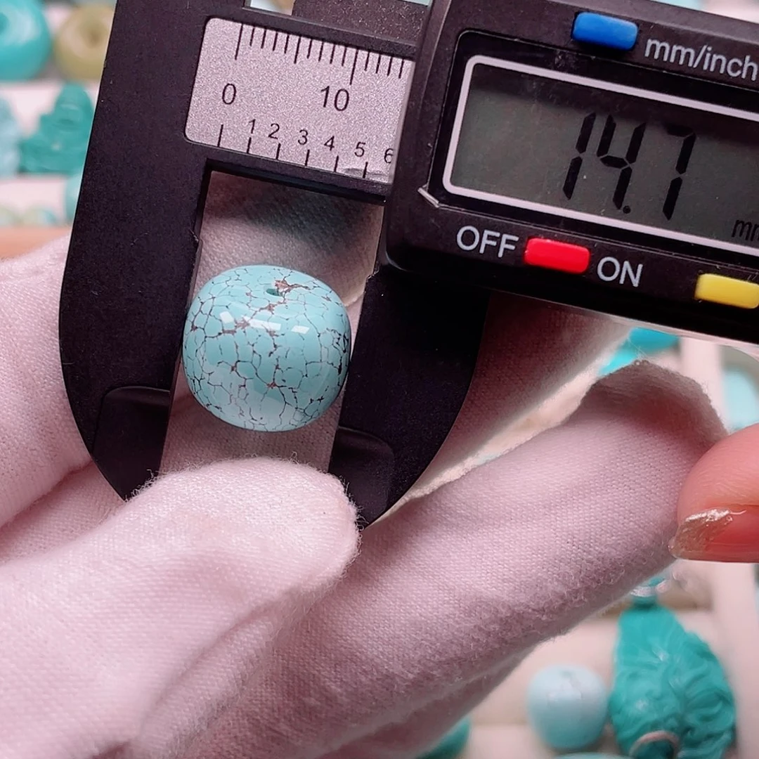 绿松石配饰未镶嵌