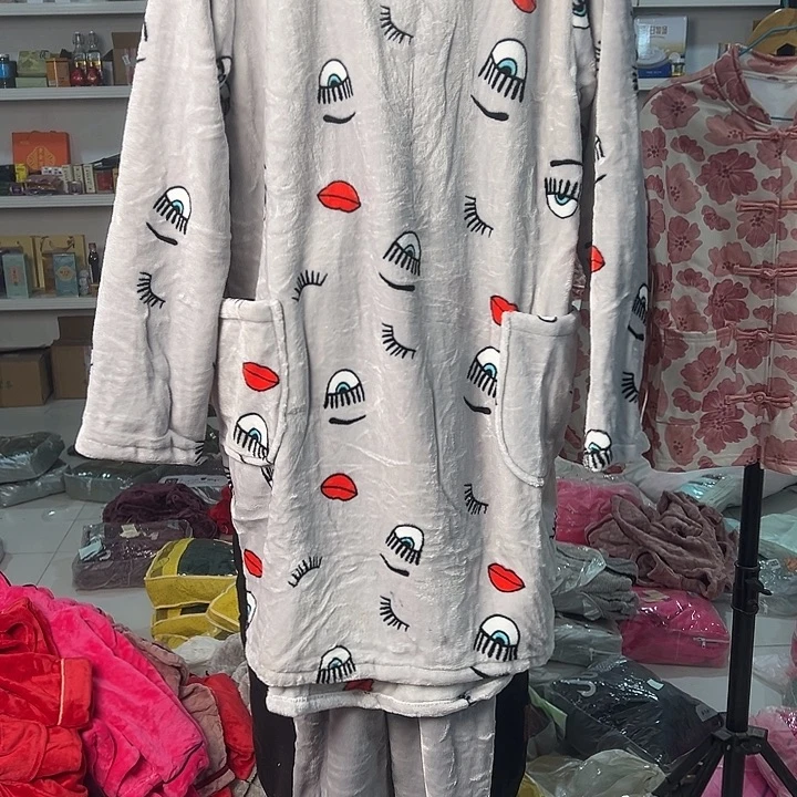 吴***珍26号睡衣大号加厚