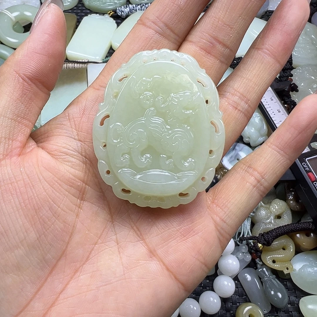 和田玉未镶嵌吊坠(不含链)卡50.4