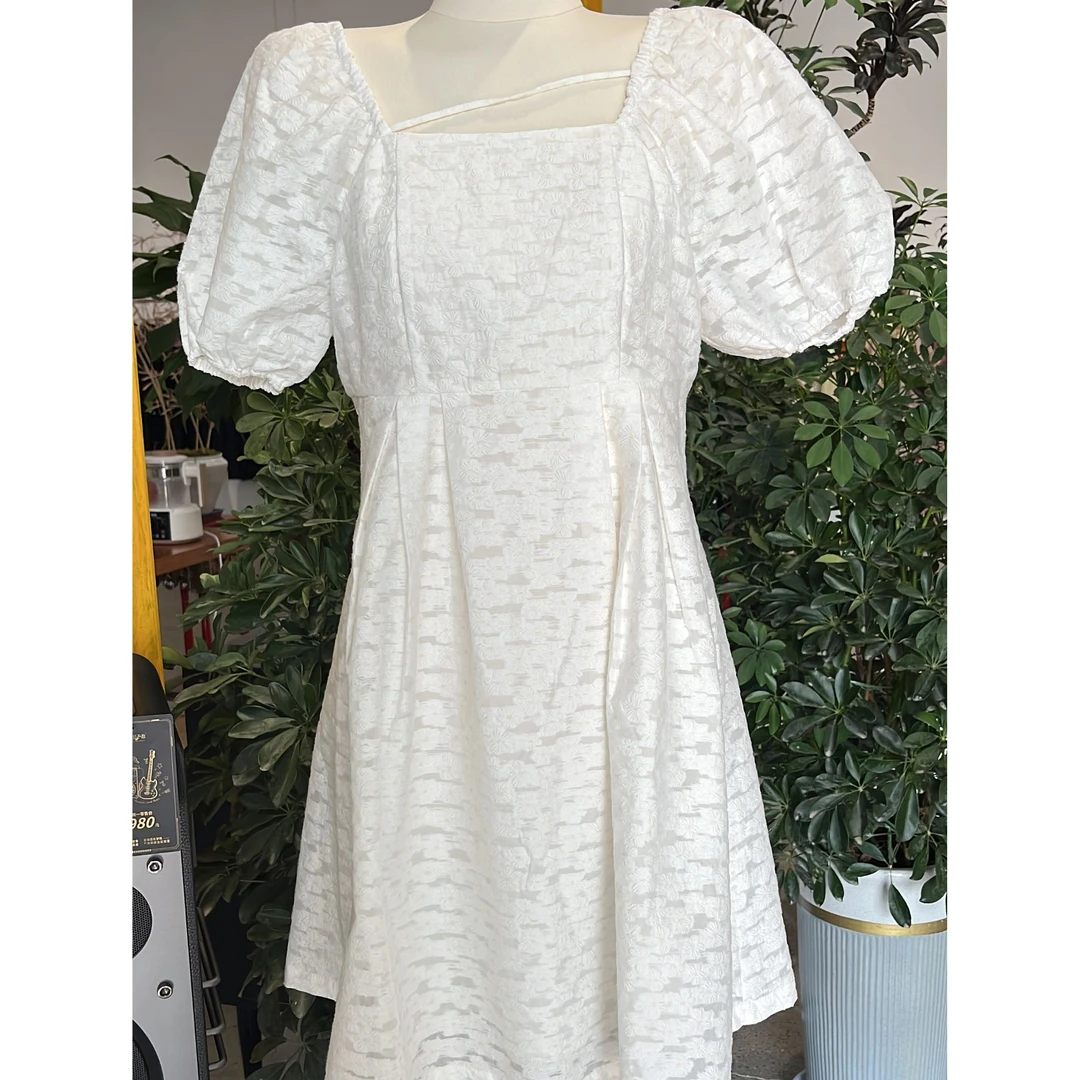 小雏菊泡泡袖连衣裙12281