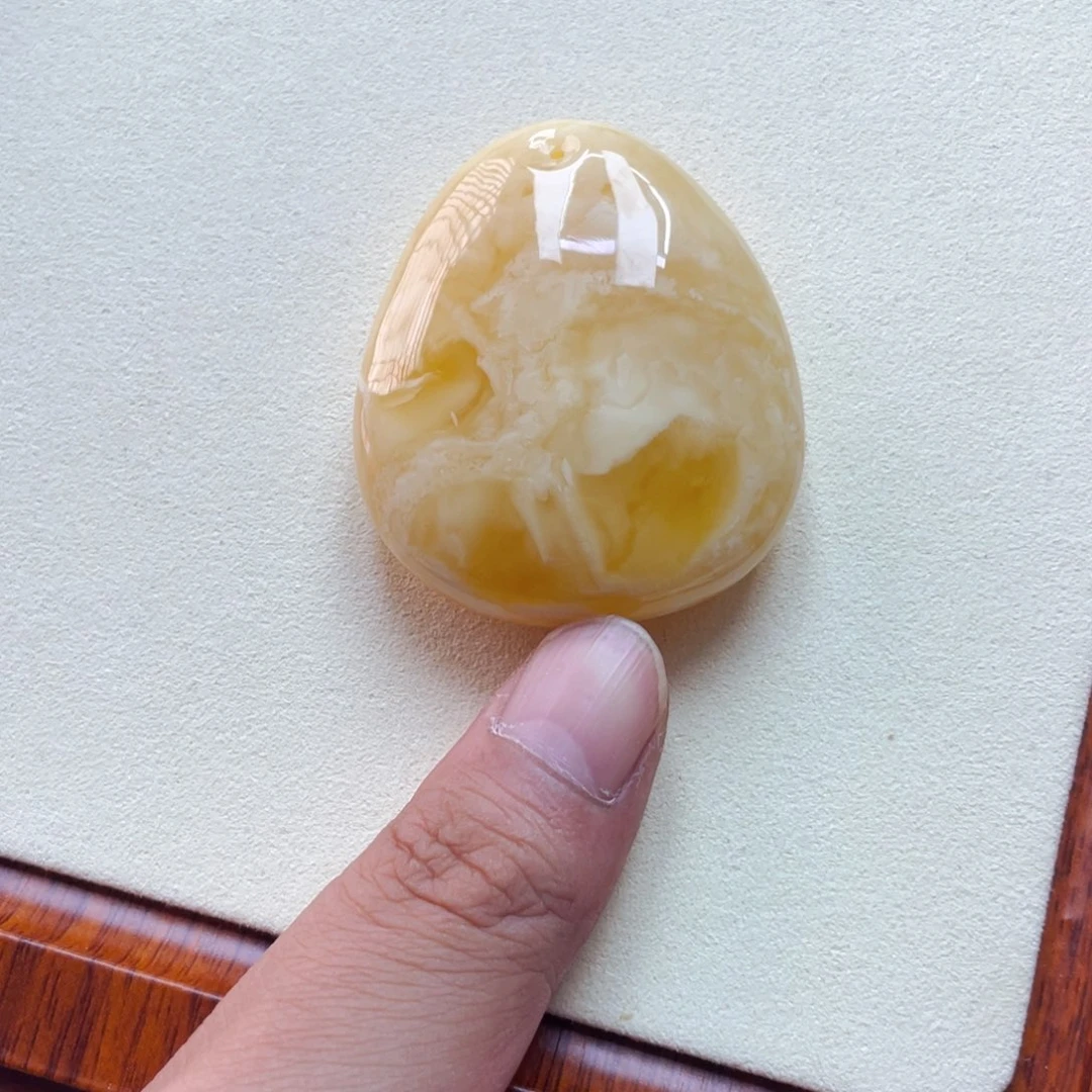 琥珀颈饰未镶嵌蜜蜡水滴25.克
