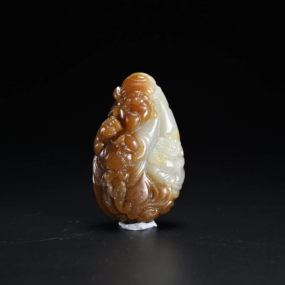 lot20和田玉金蟾把件/保利