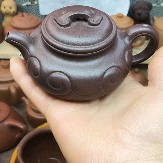 紫砂茶壶紫泥仿古如意180豪升左右有瑕疵