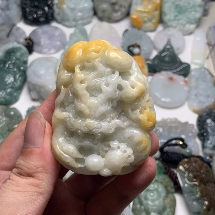 颈饰未镶嵌翡翠龙牌78