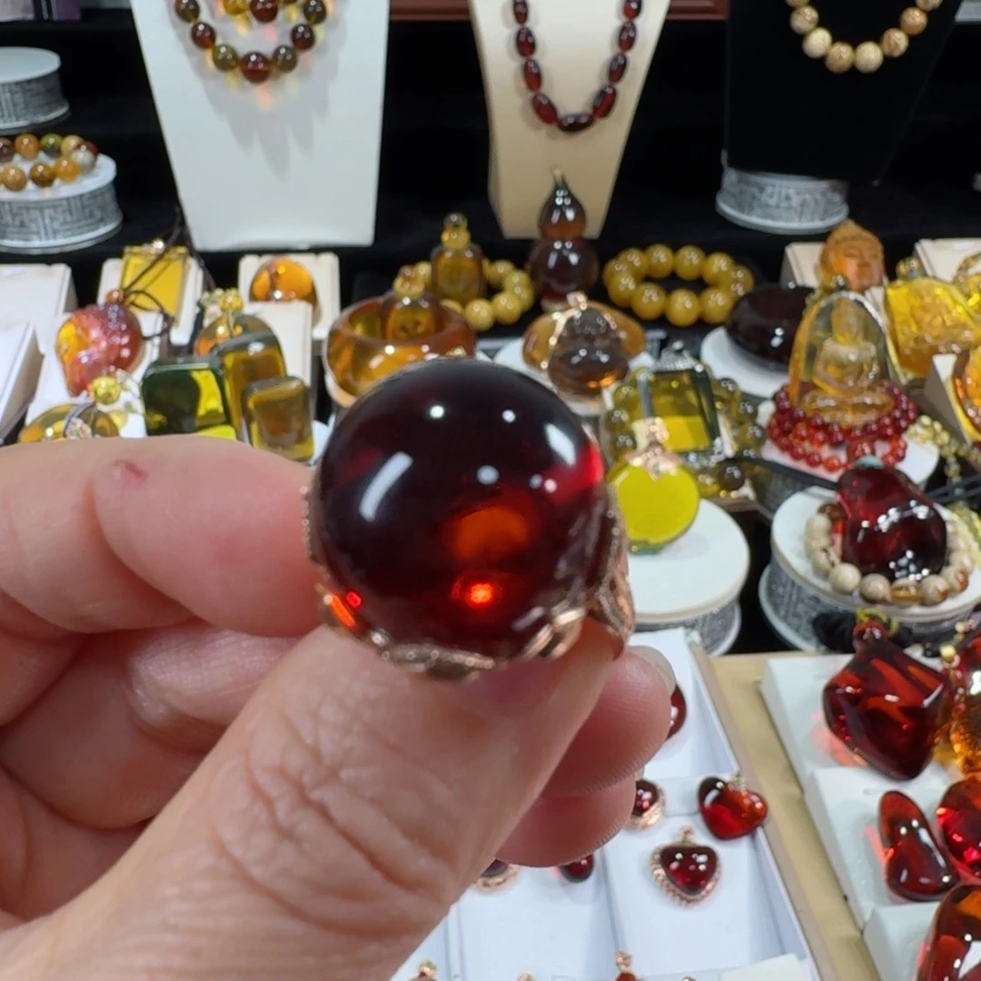 琥珀琥珀画18K金镶嵌孝*