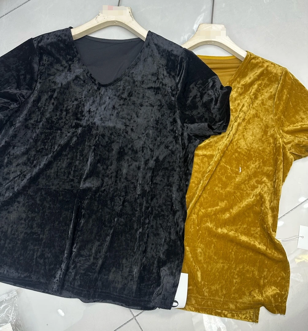 静静推荐 V领短袖常规款极简风冰花绒T恤半袖网698