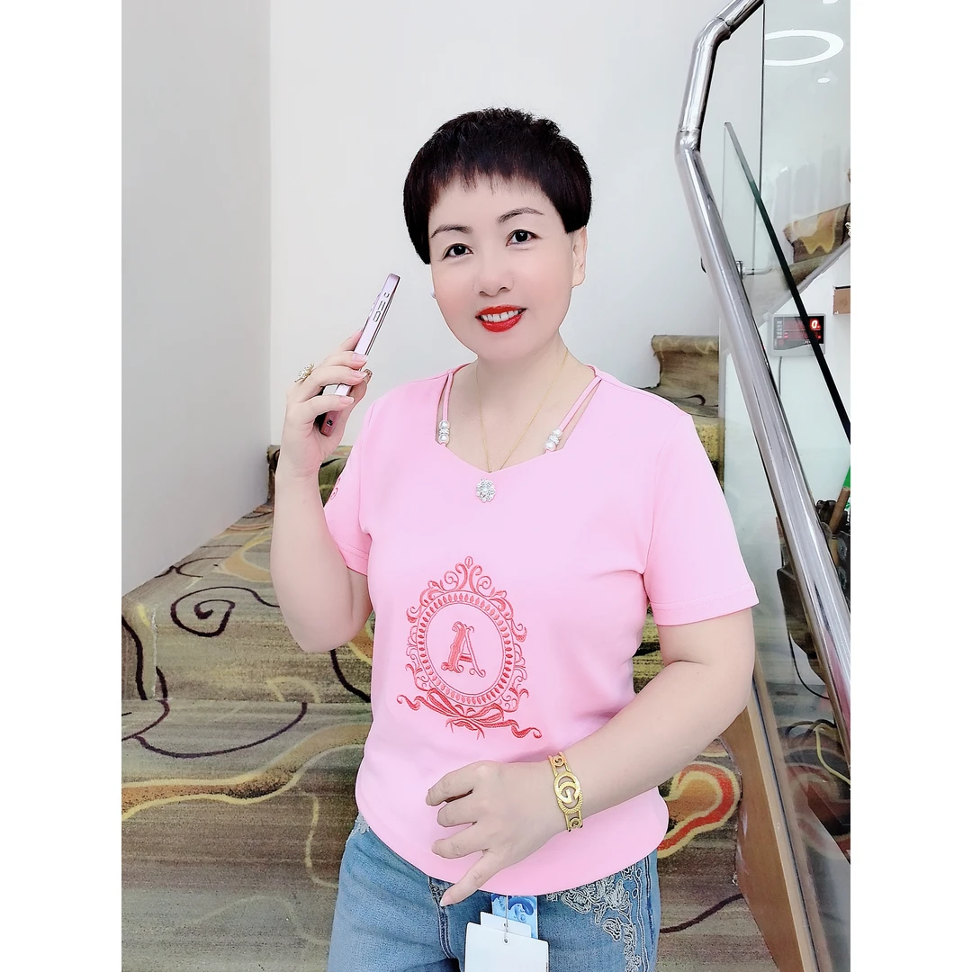 678-024 减龄时尚方领简约上衣