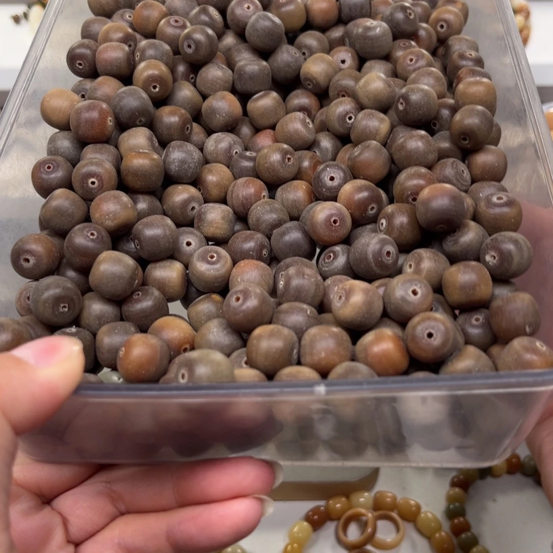 白玉菩提吊坠炫彩干磨桶珠卡13的36颗
