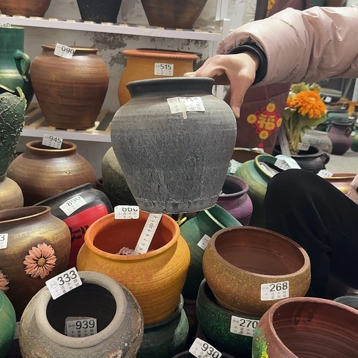 瑕疵灰色坛子001高度20口径13