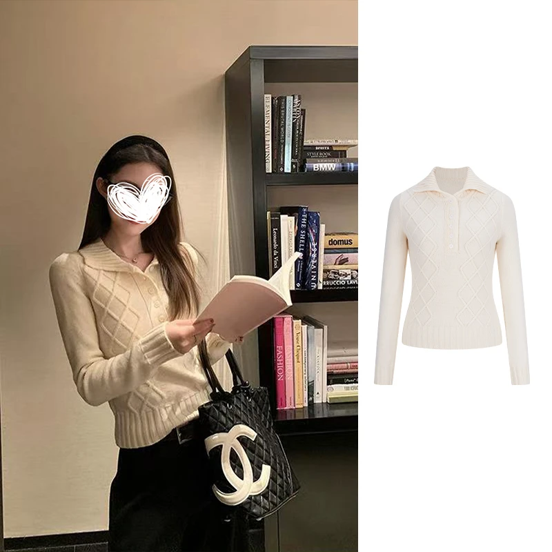 Moses Queen/魔西女王韩系甜美软糯舒适绞花POLO领毛衣