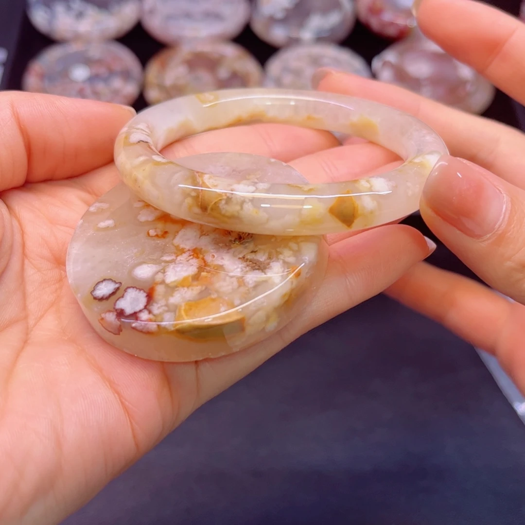 手镯玛瑙/玉髓未镶嵌56.57