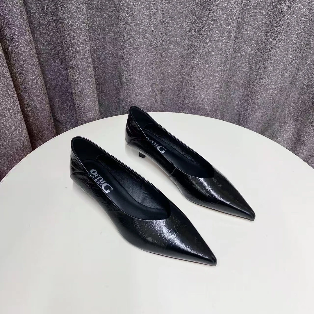 C9061 黑色 时尚尖头2025新款气质猫跟时装女浅口单鞋