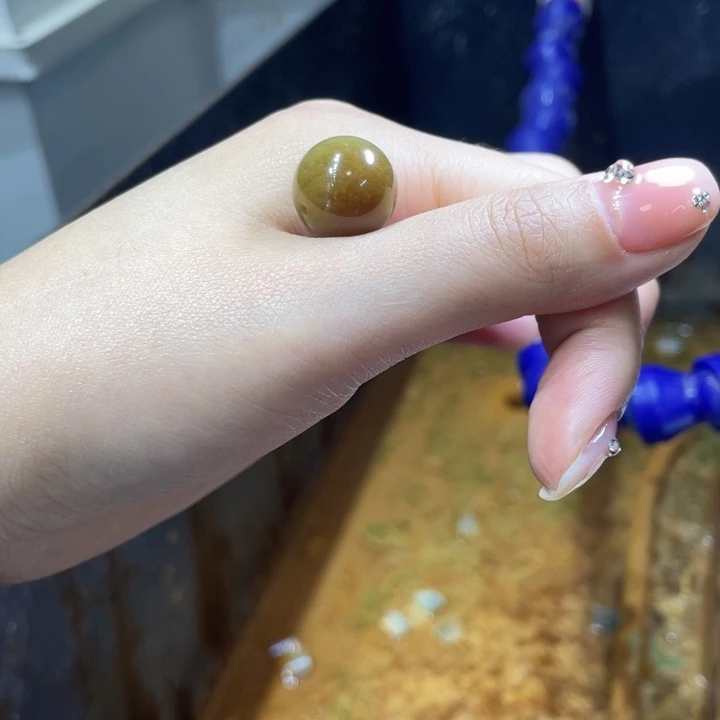 2***4定制翡翠未镶嵌边角料